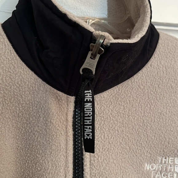 The North Face Polartec Jacket - Picture 3 of 8